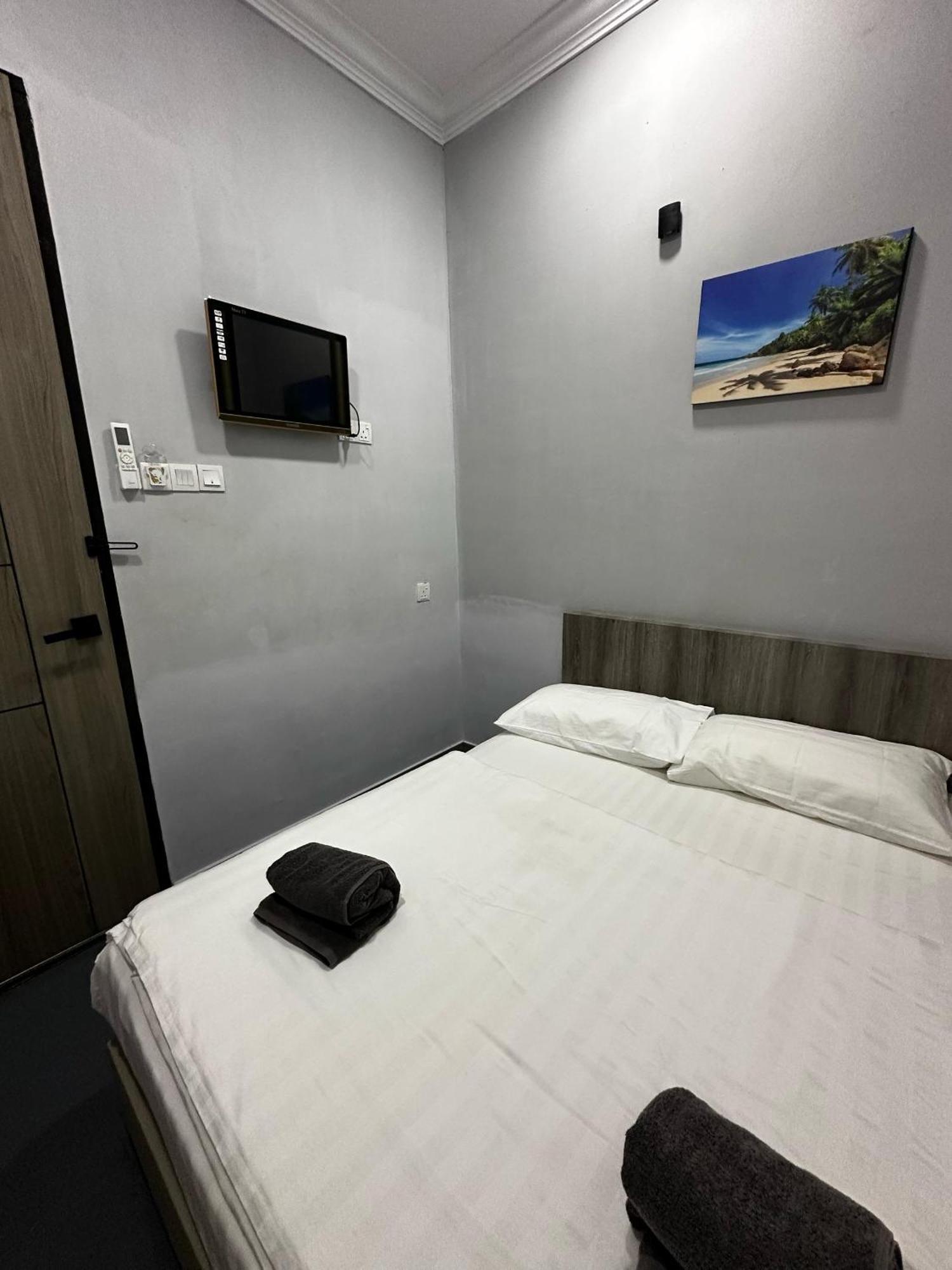 The Room Perhentian - Long Beach Кампунг-Куала-Бесут Экстерьер фото
